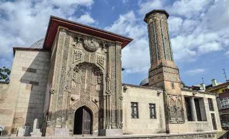 ince minareli konya